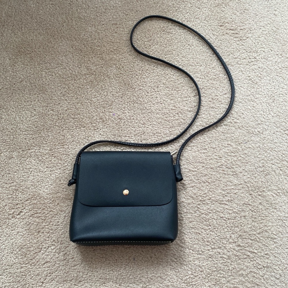 Everyday black crossbody purse